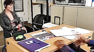 Short hair brunette girl casual fucking with big black cock Porn Video