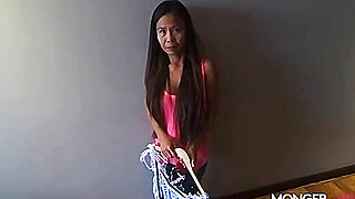 Sexy Filipina MILF Bangs Boss to Land the Job Porn Video