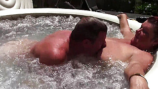 BBW Mature Gets a Big Creampie in Jacuzzi Porn Video