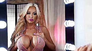 Nicolette Shea, Diva Fucked By Her Biggest Fan Porn Video