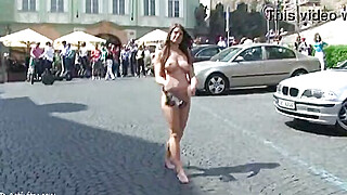 Hot Babe MonaLee Has Fun In Public Streets Porn Video