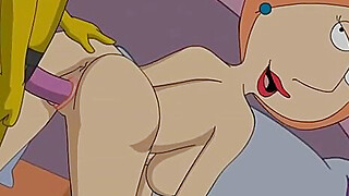 Hot Marge Simpson and Lois Griffin like sucking big dicks Porn Video