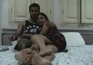 Indian newly married couple enjoying their Honeymoon... - SunPorno.com
