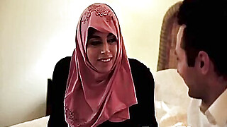 Stepdad gets to fuck his incredibly sexy Arab daughter here Porn Video