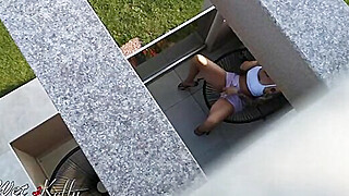 Caught my neighbors daughter masturbating on her balcony. WetKelly Porn Video