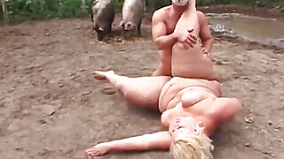 Dirty BBW Fucking in pig Field Porn Video