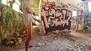 Urbex flashing with handjob. A cute nasty girl loves my cock Porn Video