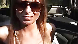 Skinny tanned brunette sucks and fucks in car Porn Video