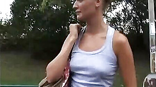 CZECH STREETS BEAUTIFUL AMATEUR IN PARK Porn Video