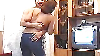 Busty amateur Iranian housewife gets drilled in a homemade video Porn Video