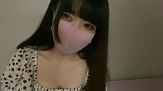 夜中こっそり電話しながらオナニー Porn Video