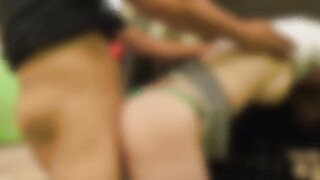 愛車を洗車中、濡れてノーブラ乳首が透け透けに。周りに人が居るのにオッパイ出して生挿入され大量潮吹きで何度もイッちゃって... Porn Video