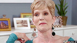 SOLO Test Out Bed. Porn Video