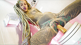 Alternative Tattoo Model Solo Piss Action Porn Video