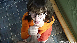 Huge Cumload after Surprise Velma Cosplay, He Fucked all My Holes! Porn Video